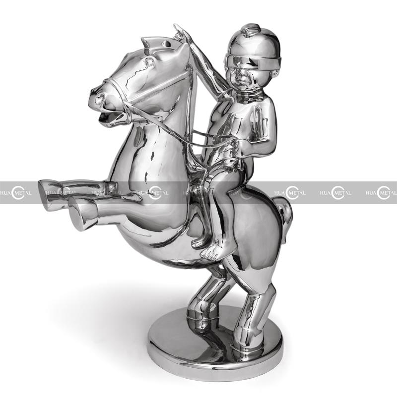 รูปหล่อเหล็กสแตนเลส (1) Casted-stainless-steel-sculptures (1)